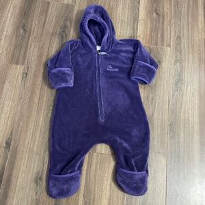 2/$30 Macpac Fleece bodysuit/onesie